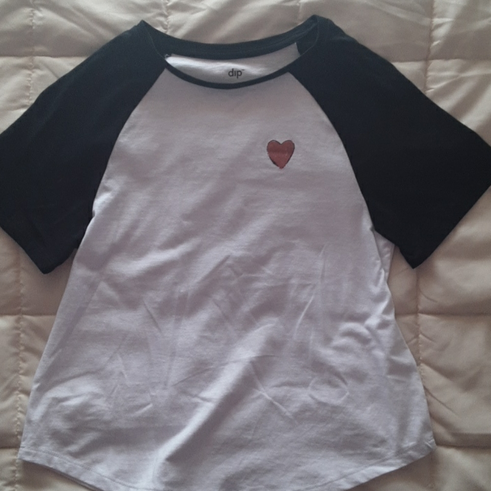 Slightly cropped basic tee